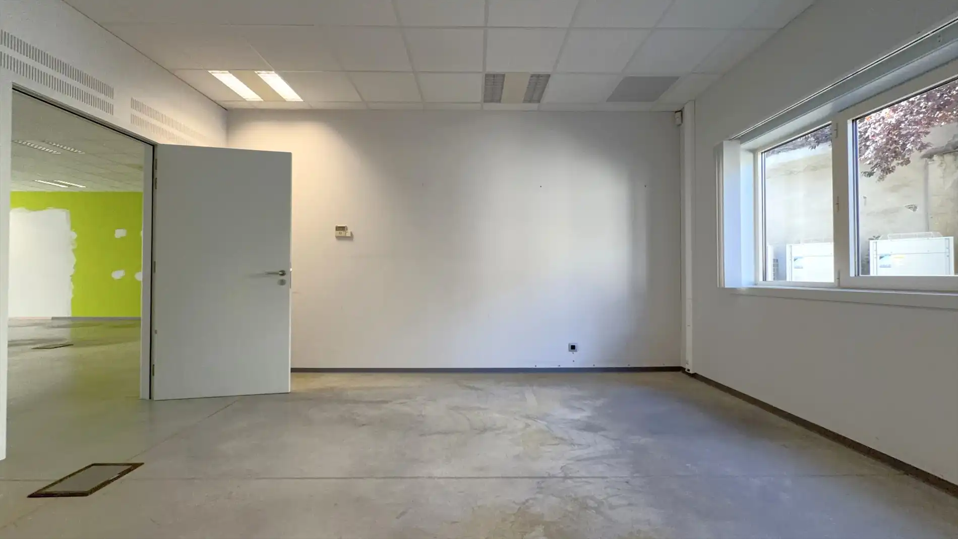 Gerenoveerde kantoorruimte te huur aan Begijnhoflaan in Gent foto 5