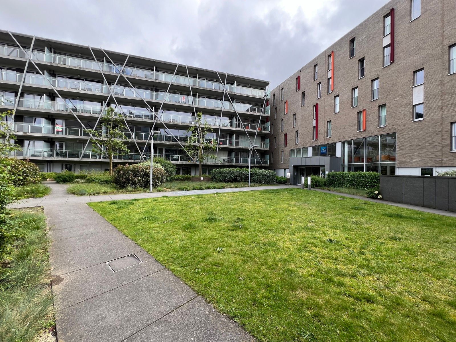 Centraal gelegen appartement met 2 slaapkamers en terras foto 28