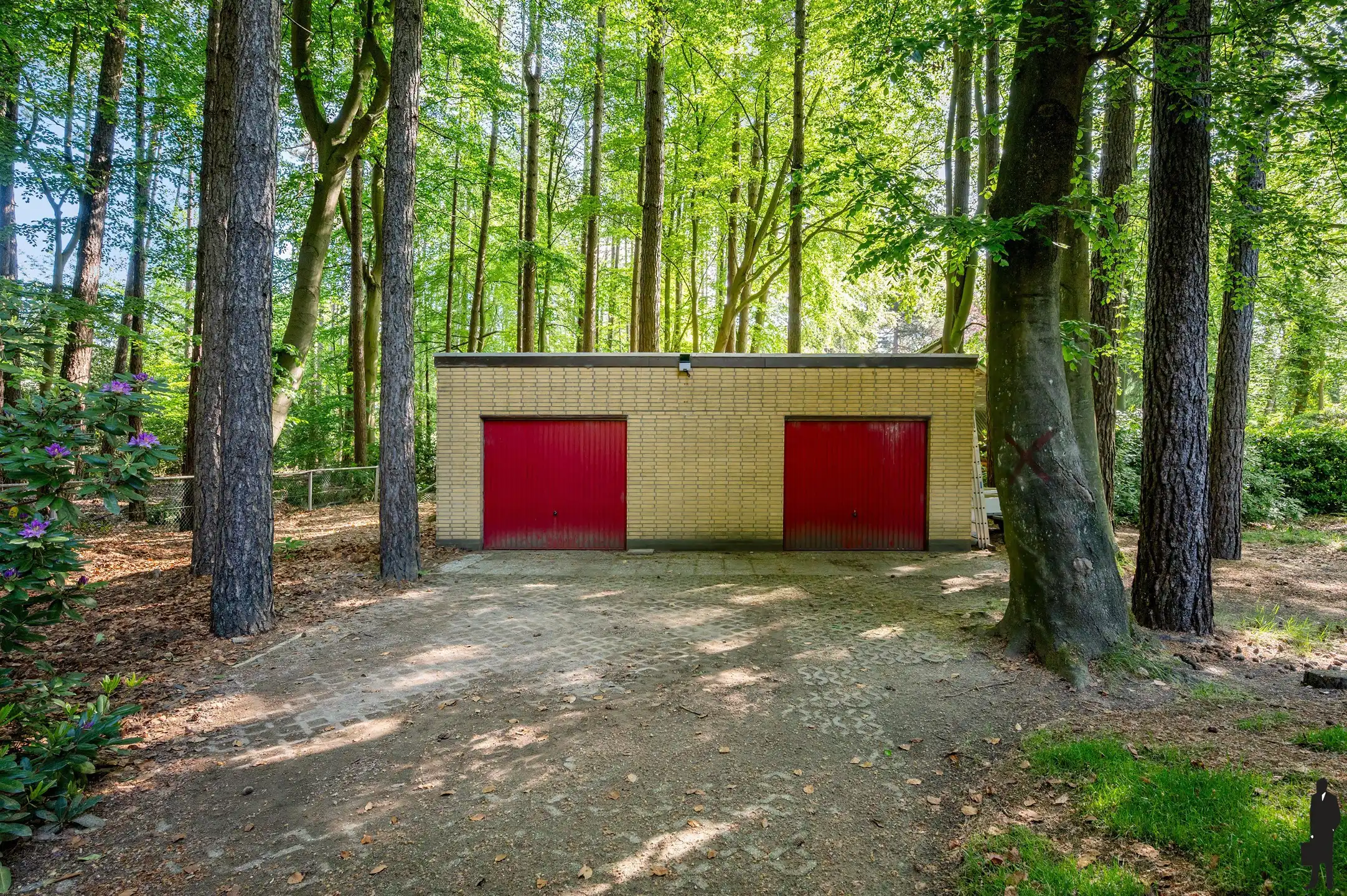 Volledig vernieuwde laagbouwvilla met 4 slaapkamers op residentiële ligging te Dennendael. foto 48