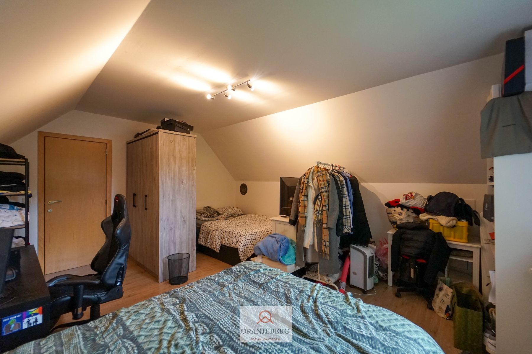 Charmante hoekwoning met tuin in het rustige groen te Deurle/Latem foto 24