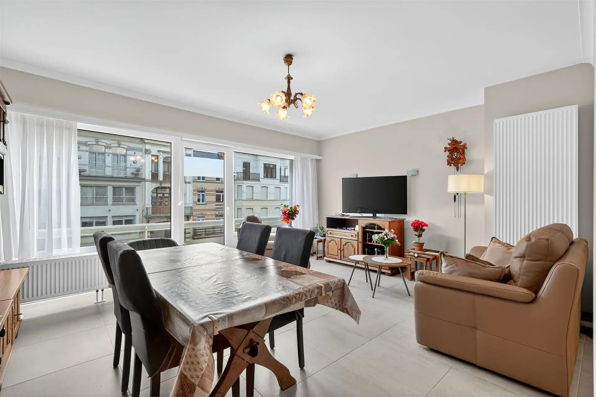 GERENOVEERD / RUGZIJDE ZEEDIJK foto 3