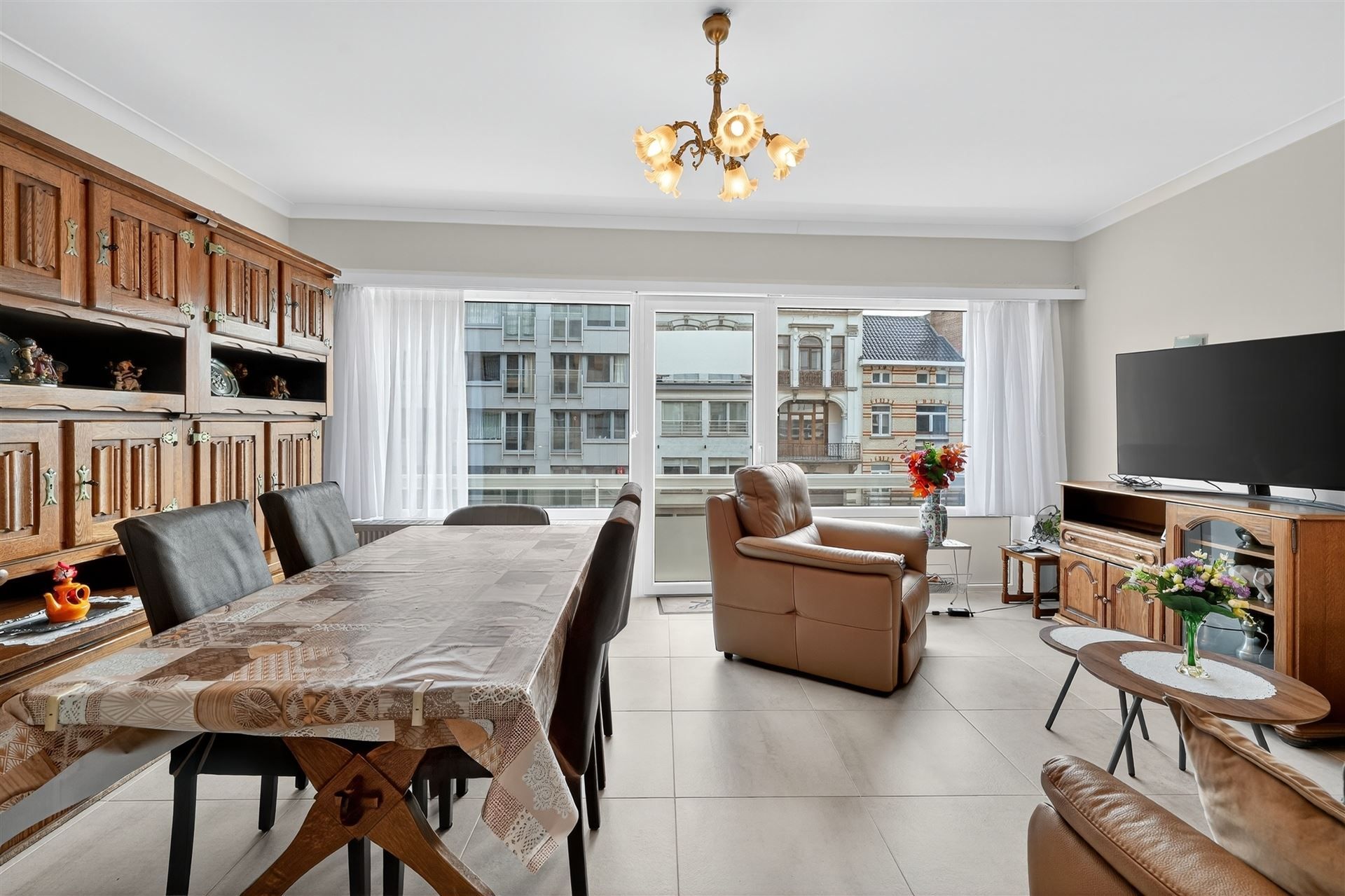 GERENOVEERD / RUGZIJDE ZEEDIJK foto 3