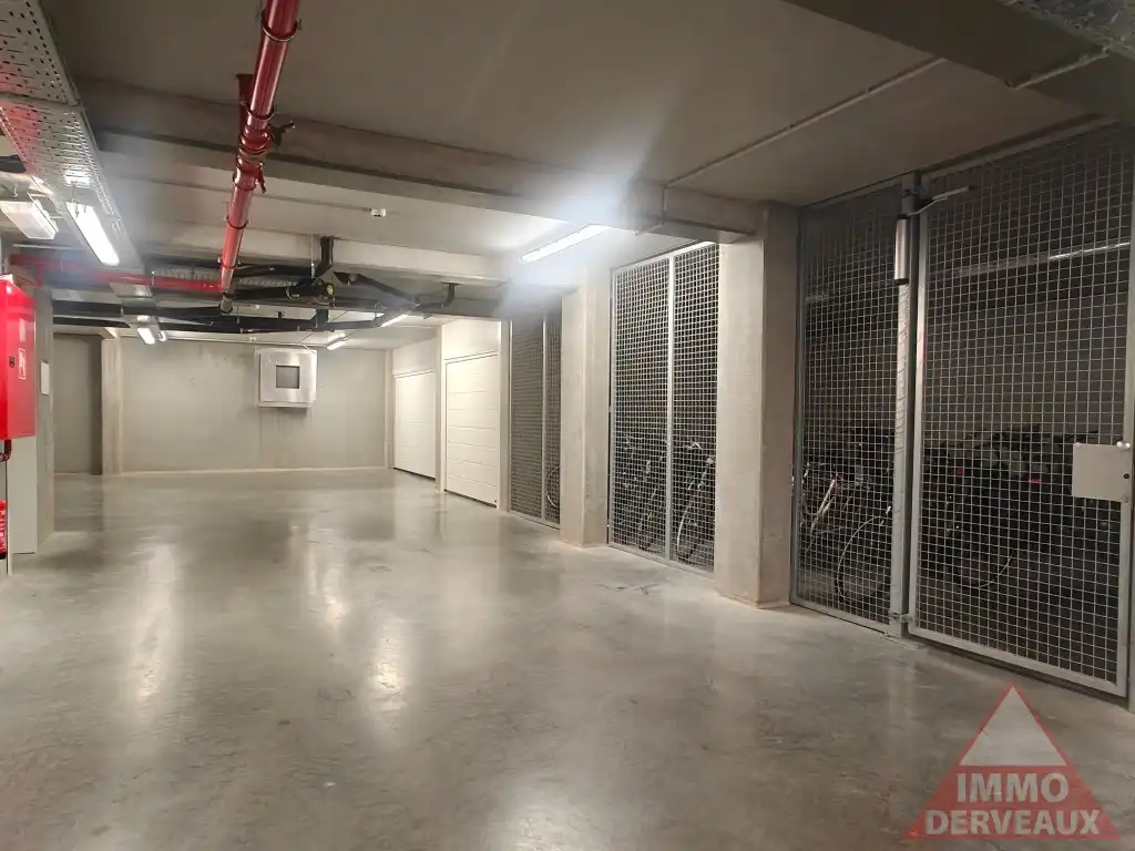Roeselare - Instapklaar nieuwbouwappartement met garage foto 11