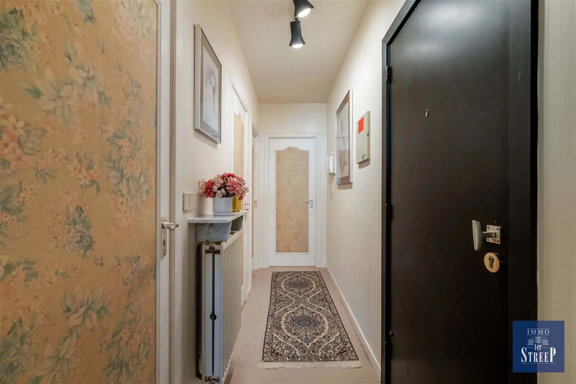 Appartement met 2 slaapkamers op de zeedijk foto 9