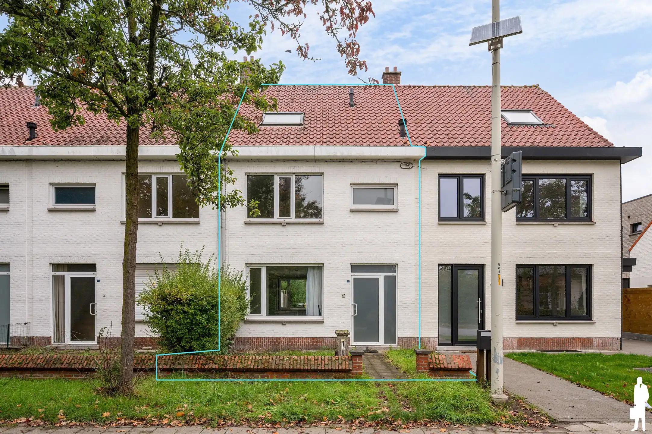 Hoofdfoto van de publicatie: Te renoveren woning met 4 slaapkamers, tuin en bijgebouw in Kalmthout
