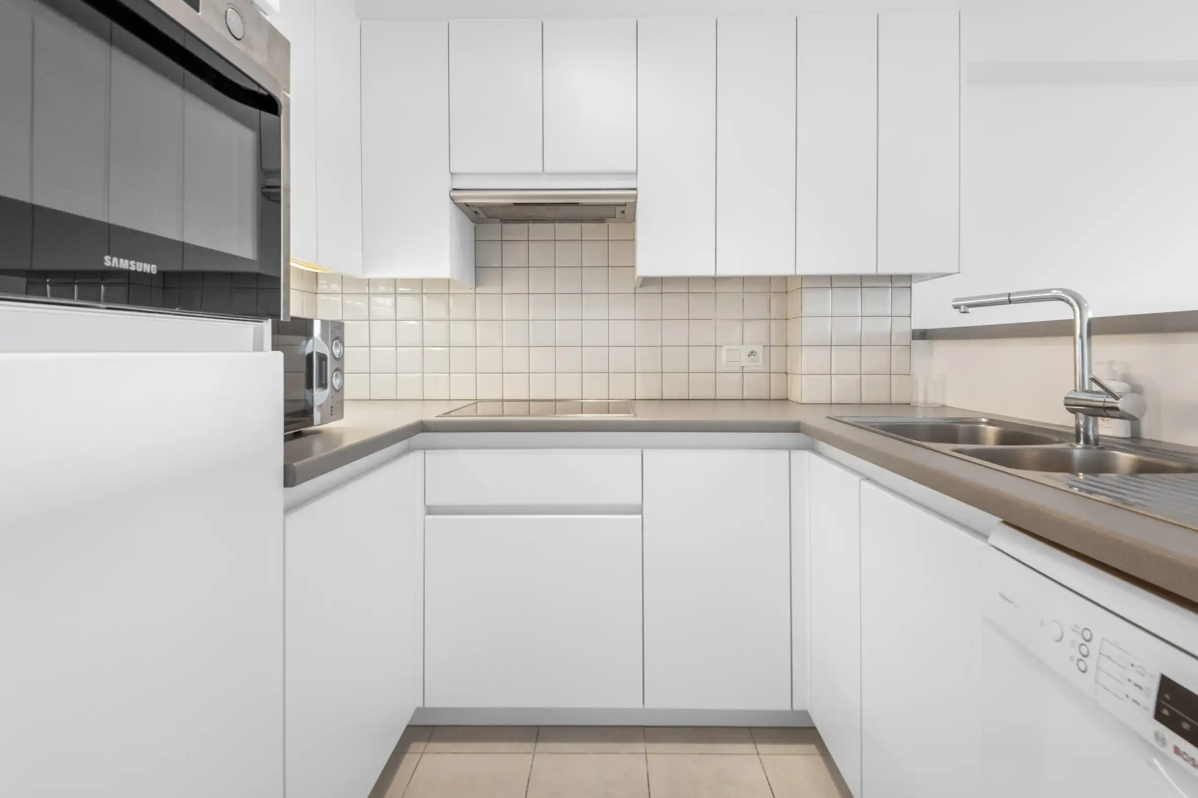 Mooi gemeubeld appartement met  zicht op het Park en de Dumortierlaan foto 7