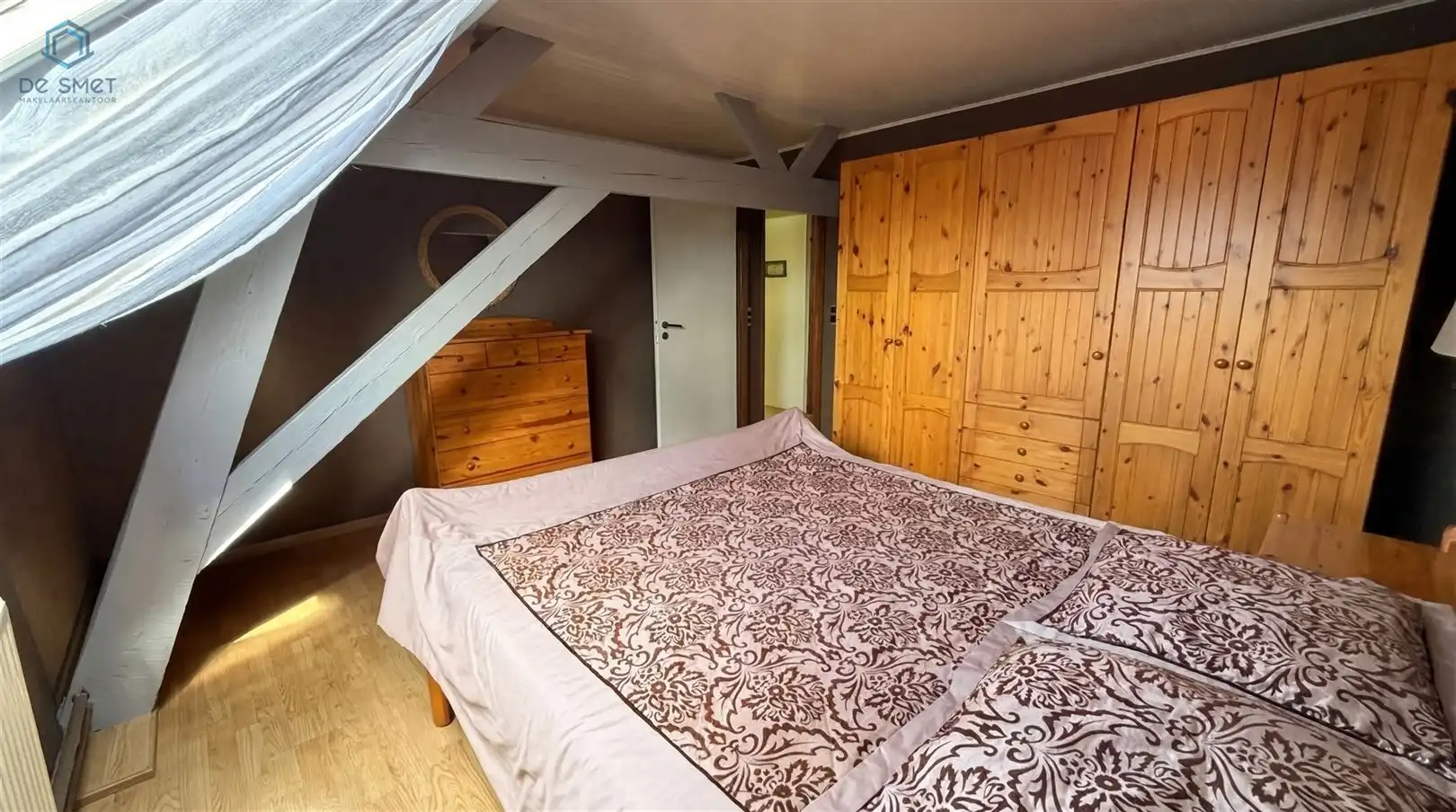 Instapklare woning met 3 slaapkamers, prachtige tuin, 2 garages en tal van mogelijkheden in Lierde foto 30