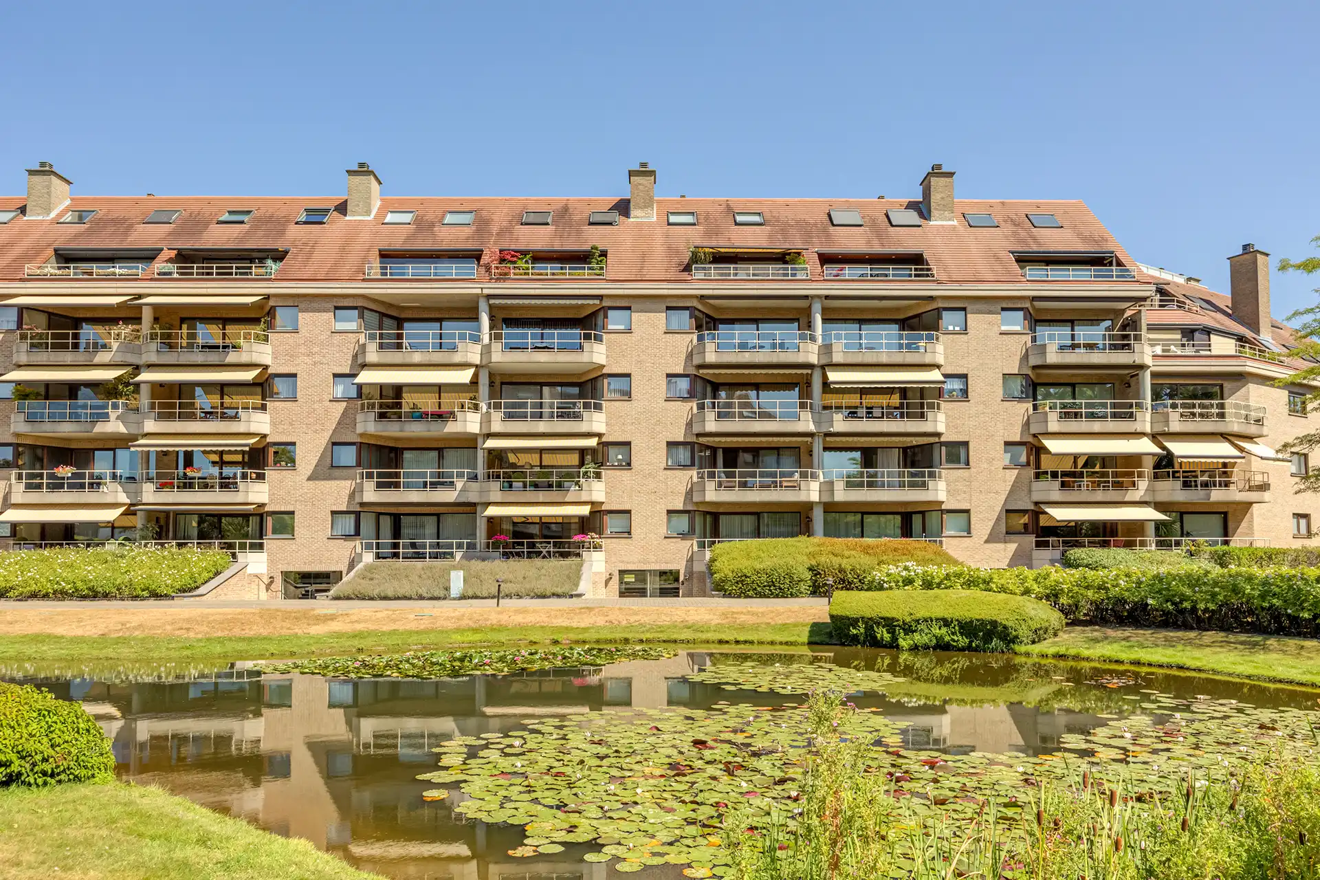 Uniek parkappartement met 2 terrassen te koop in Wilrijk foto 11