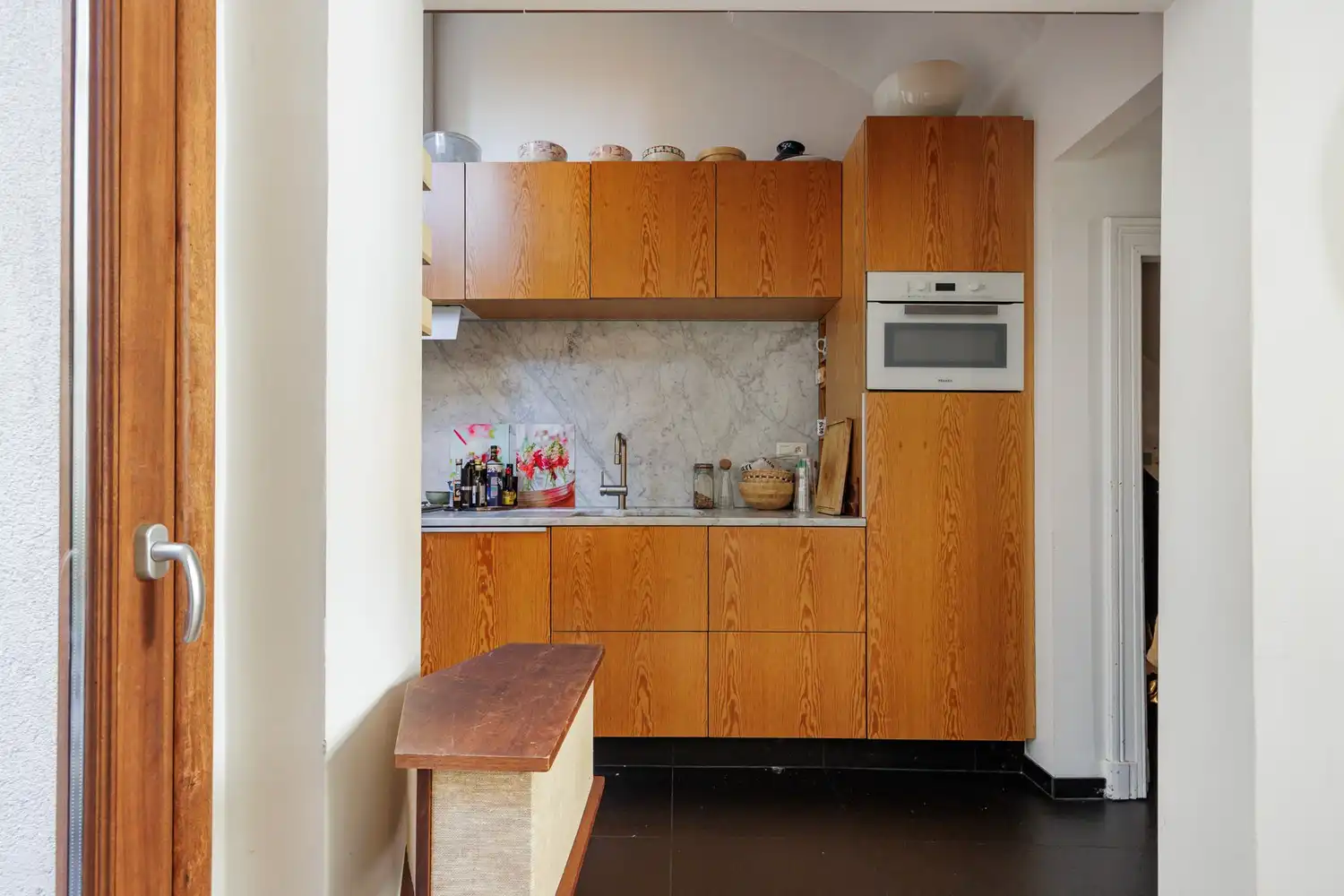Charmante burgerwoning met patio in hartje Zurenborg foto 7