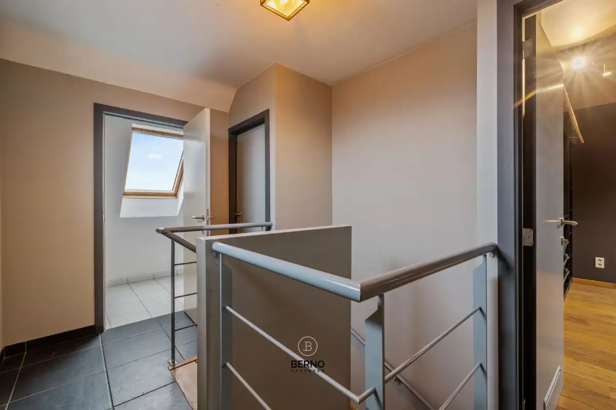 Duplex appartement met garage foto 11