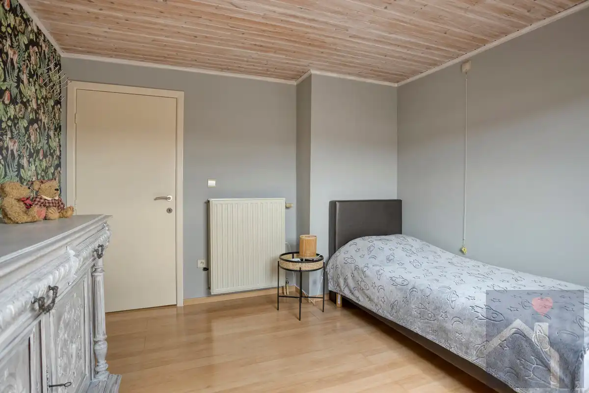 Verrassend ruime, vrijstaande kangoeroewoning met meer dan 300 m² bewoonbare oppervlakte in Rummen! foto 24