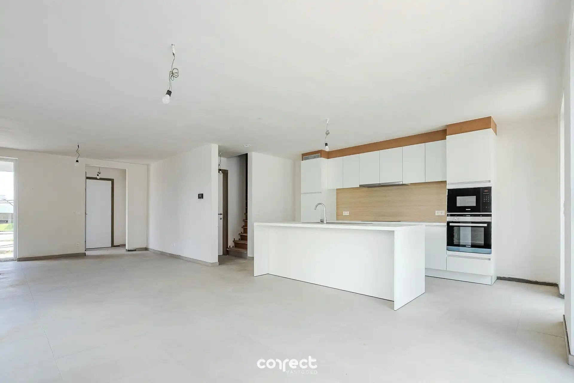 Moderne halfopen nieuwbouwwoning met een grote bew. opp. van 200 m². foto 4