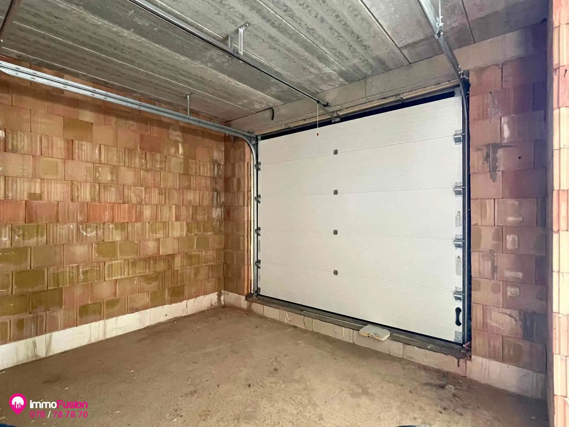 Uitzonderlijke handelsruimte van circa 460 m² met parking! foto 7