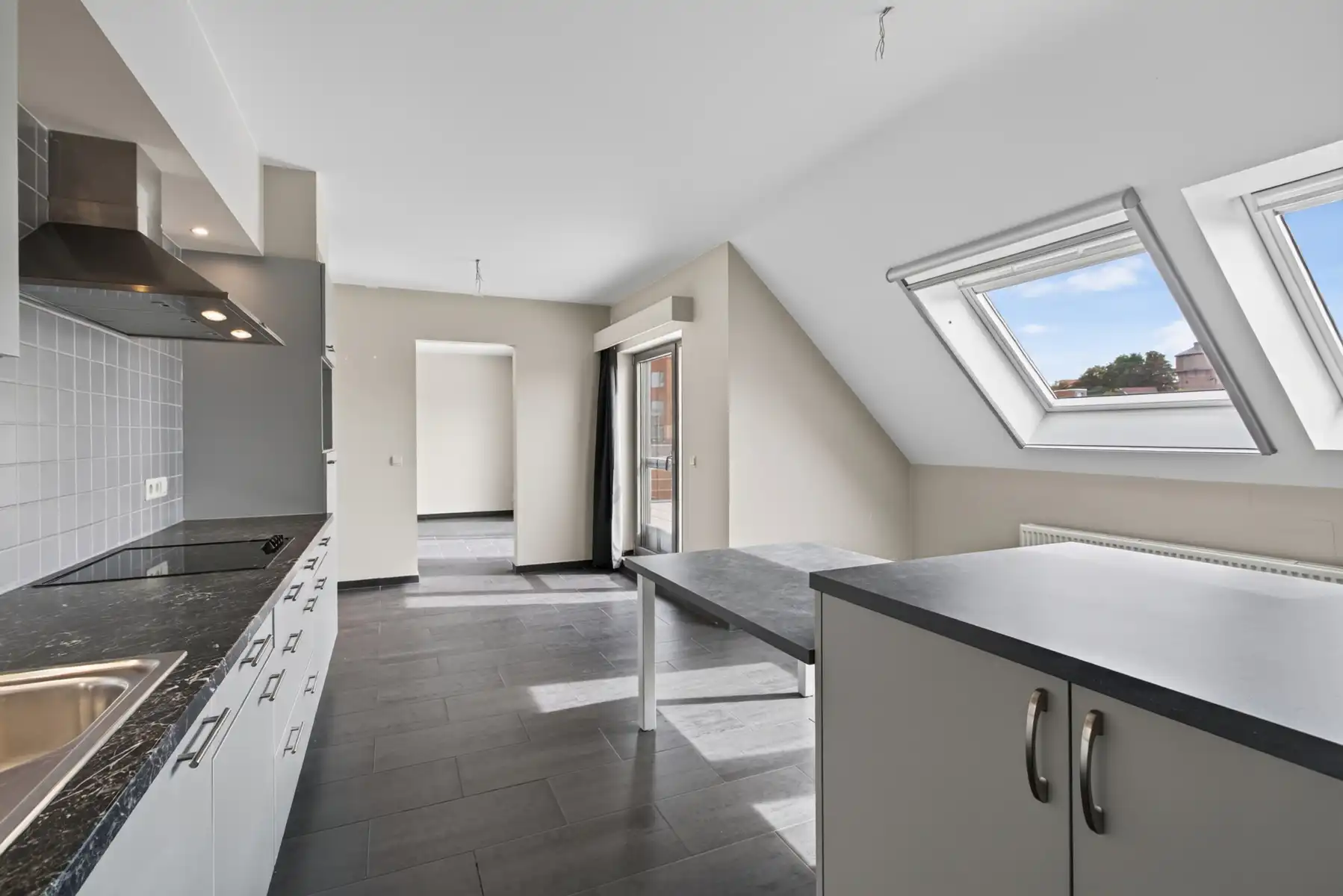 PENTHOUSE 4 SLK + ZONNIG TERRAS + RUIME PARKING + KELDER  foto 6