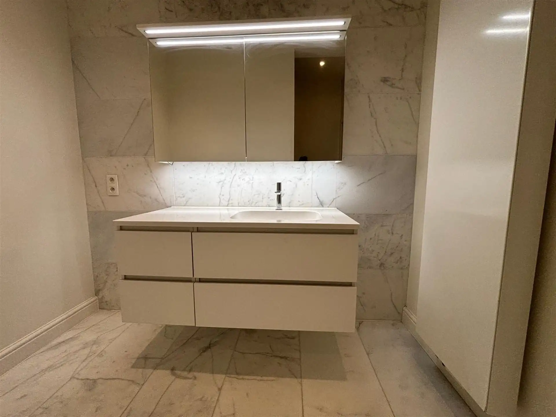 Luxe appartement van 173 m² op het Keizersplein te Aalst foto 22