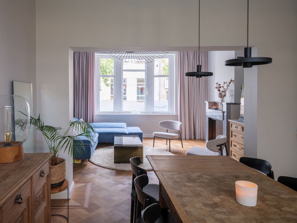 Omgeving Miljoenenkwartier - Bijzonder ruime herenwoning met tuin nabij het Paul de Smet de Naeyerpark. foto 4