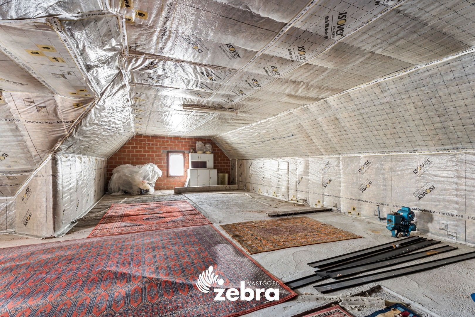 Charmante te renoveren villa met saunahuis in Izegem! foto 19