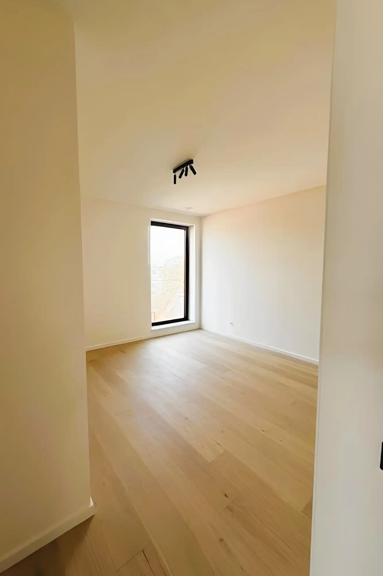 Exclusieve penthouse in residentie Klaver met luxe, ruimte en zon in het hart van Lummen foto 10