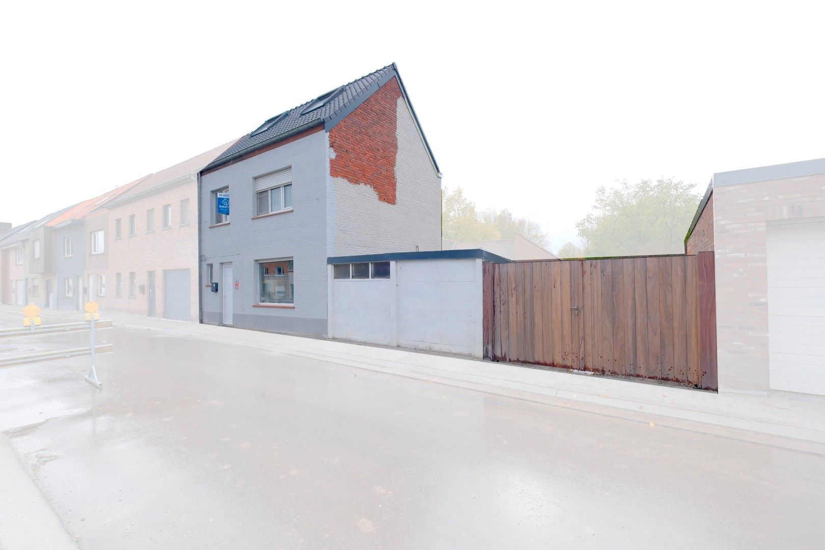 Hoofdfoto van de publicatie: Assenede - Halfopen bebouwing met 3 slpks, tuin en EPC D