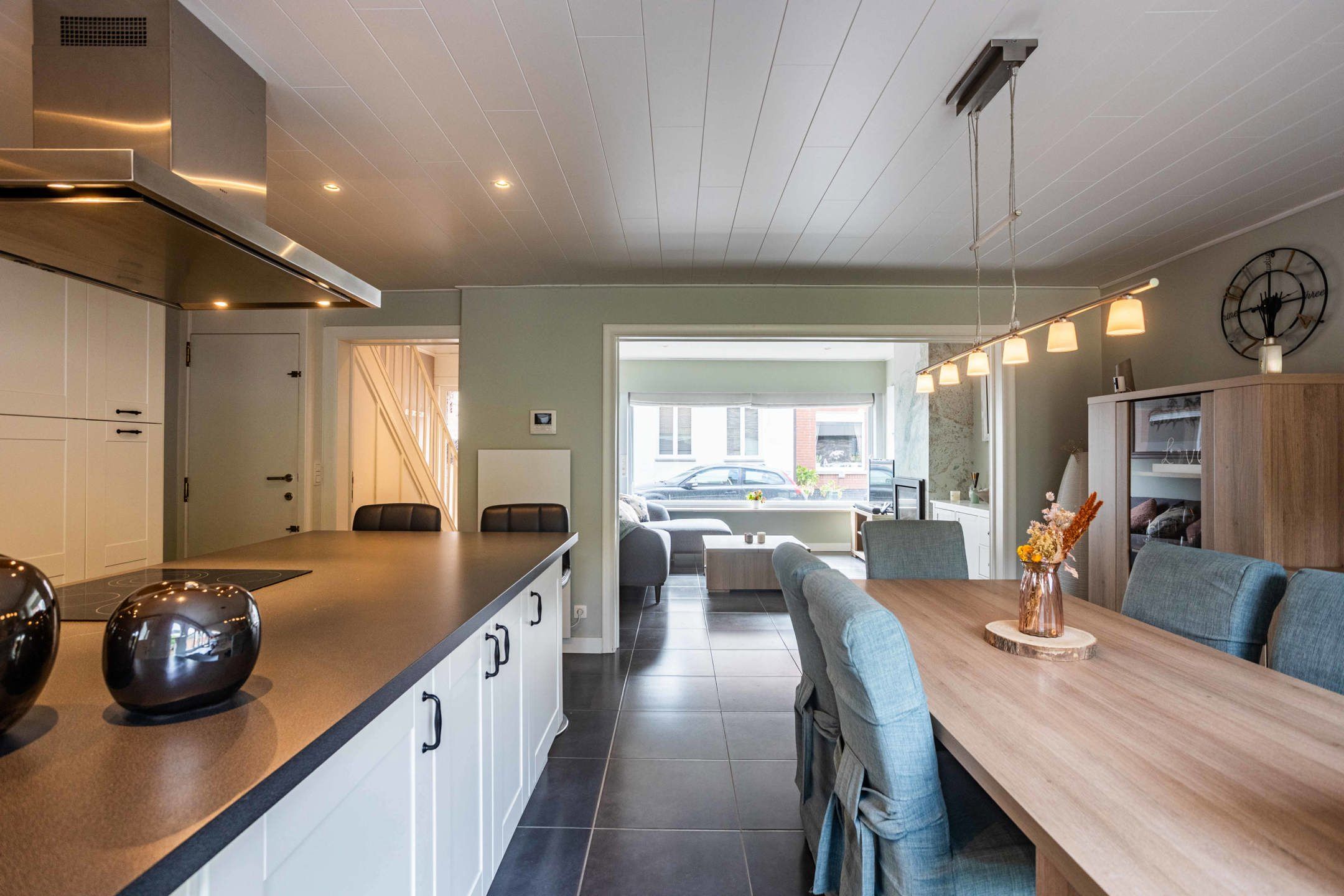 Moderne woning met veel licht en een sfeervol karakter foto 6