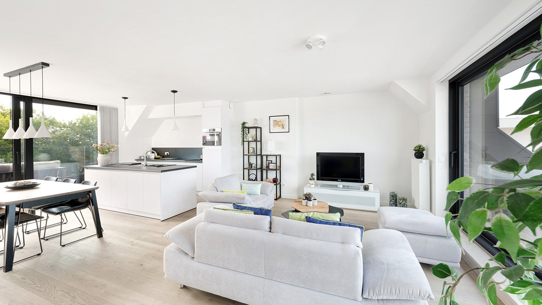 Penthouse met ruime terrassen foto 12