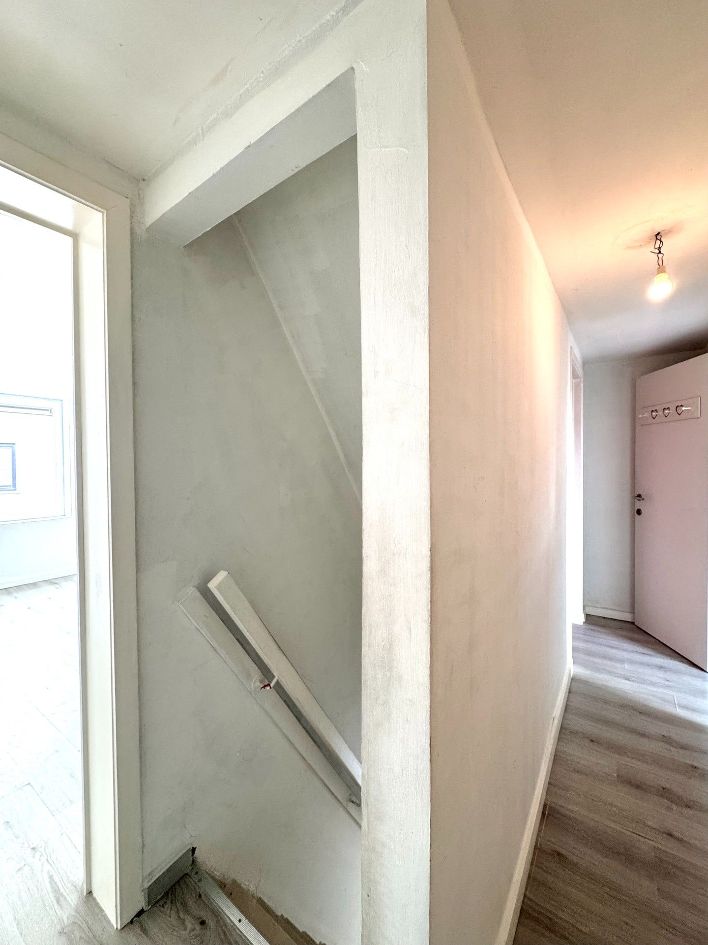 GEZELLIG INSTAPKLAAR HUISJE MET 3 KAMERS & TUIN foto 21