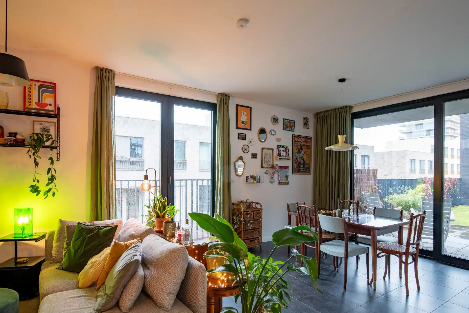 Nieuwbouw appartement op de 1ste verdieping met ruim terras foto 2