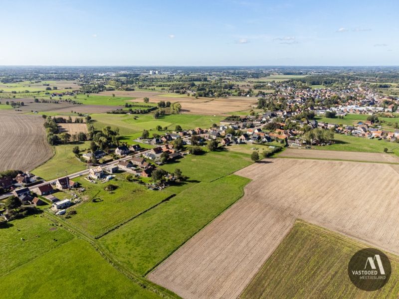 Uniek stuk bouwgrond met 2 hectare landbouwgrond foto 8