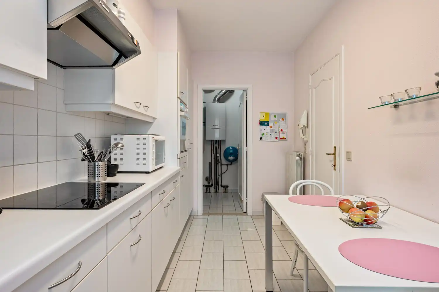 Verzorgd appartement met terras, garage in Borsbeek foto 8