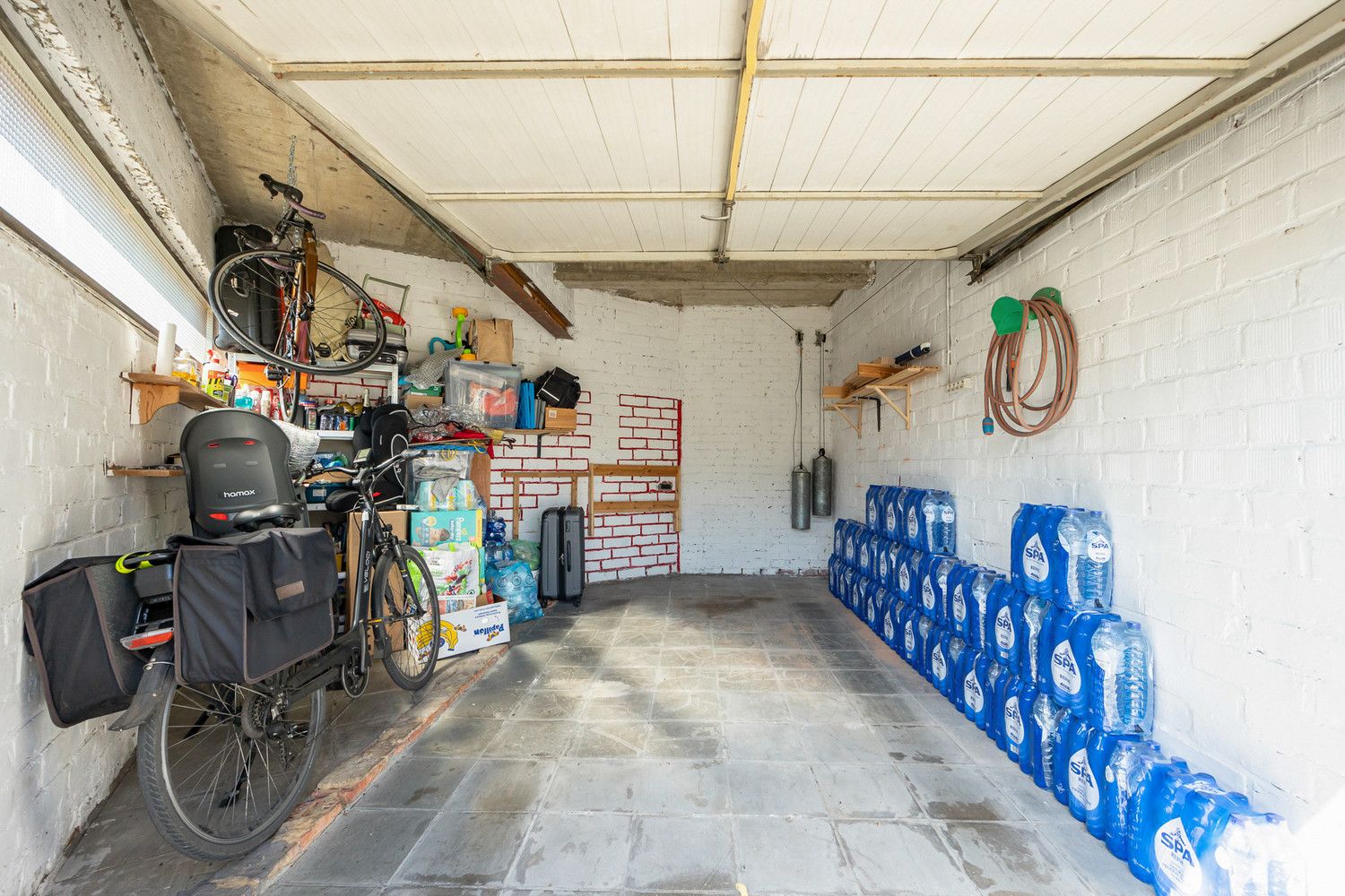 Energiezuinig (EPC B) en instapklaar 2 slk-appartement in een kleinschalig hoekgebouw te Deurne-Zuid, met privatieve garagebox + de staanplaats ervoor foto 16