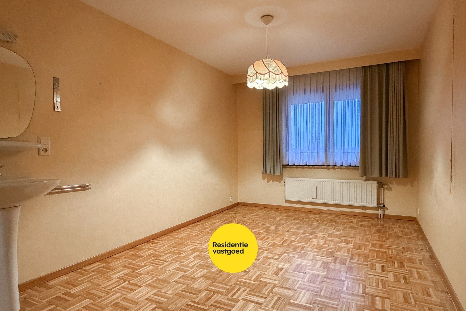 Ruim app met 2 slpks en zonnig terras te Kristus Koning foto 11