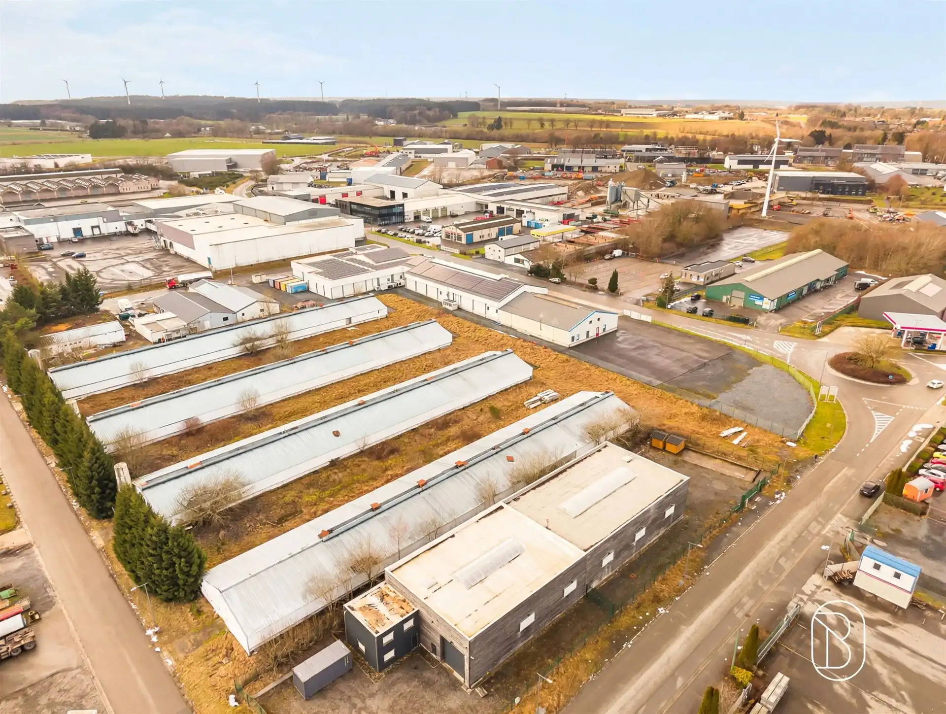 Industriegrond van 10.647m² met potentieel in Bastogne foto 5