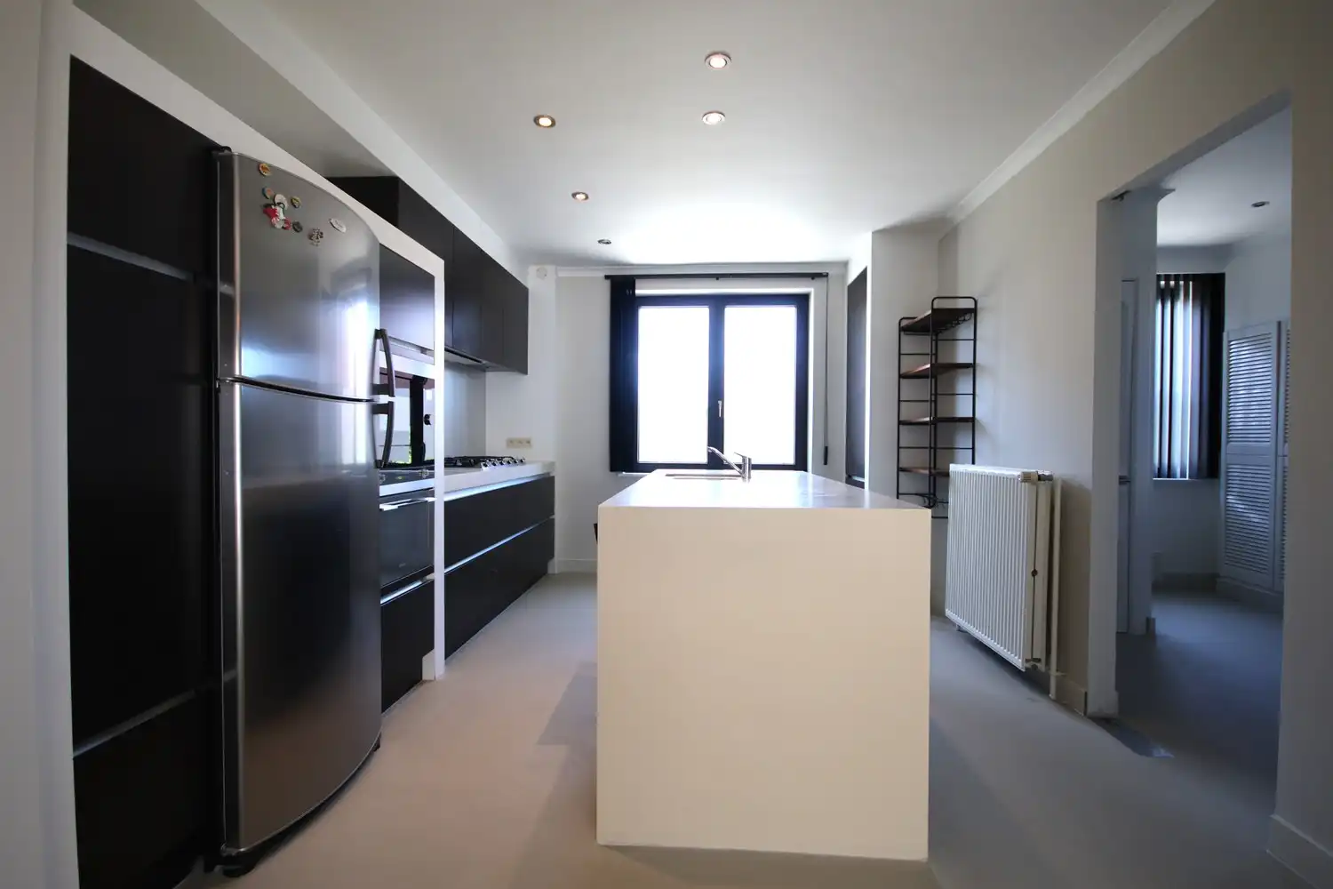 Gunstig gelegen gezinswoning met 4 slaapkamers en prachtige tuin foto 9