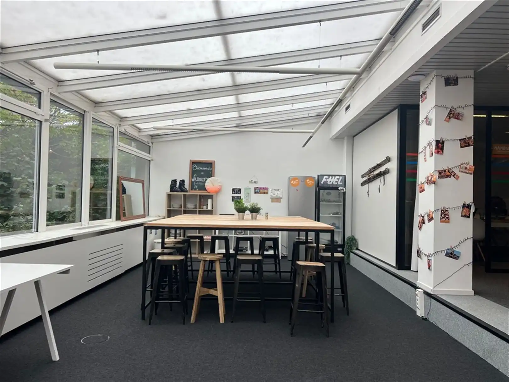 Instapklare kantoren (172m² en 312m²) te huur met uitstekende bereikbaarheid foto 9