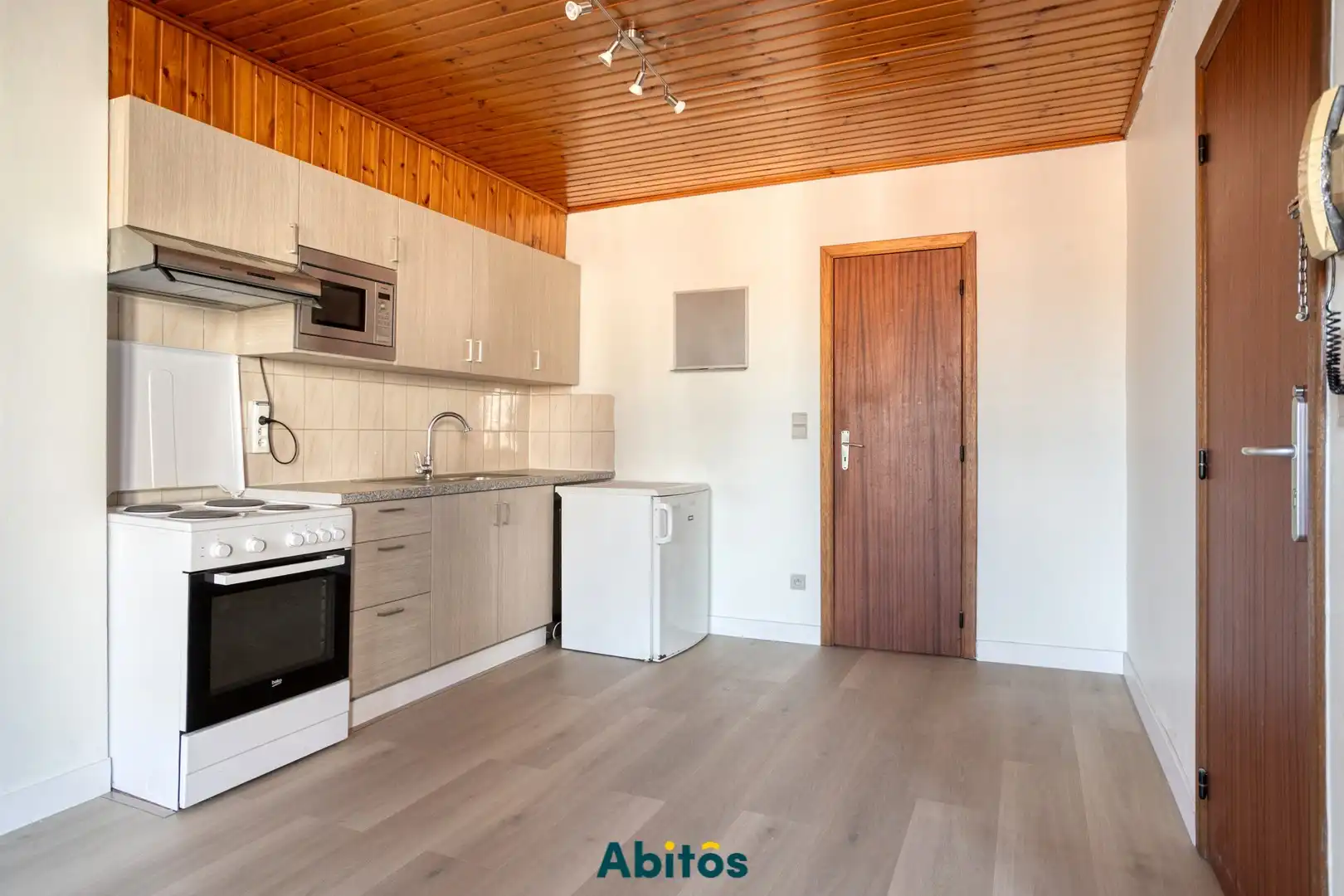 Opbrengsteigendom met 4 appartementen en 3 inpandige garages in Gent foto 10