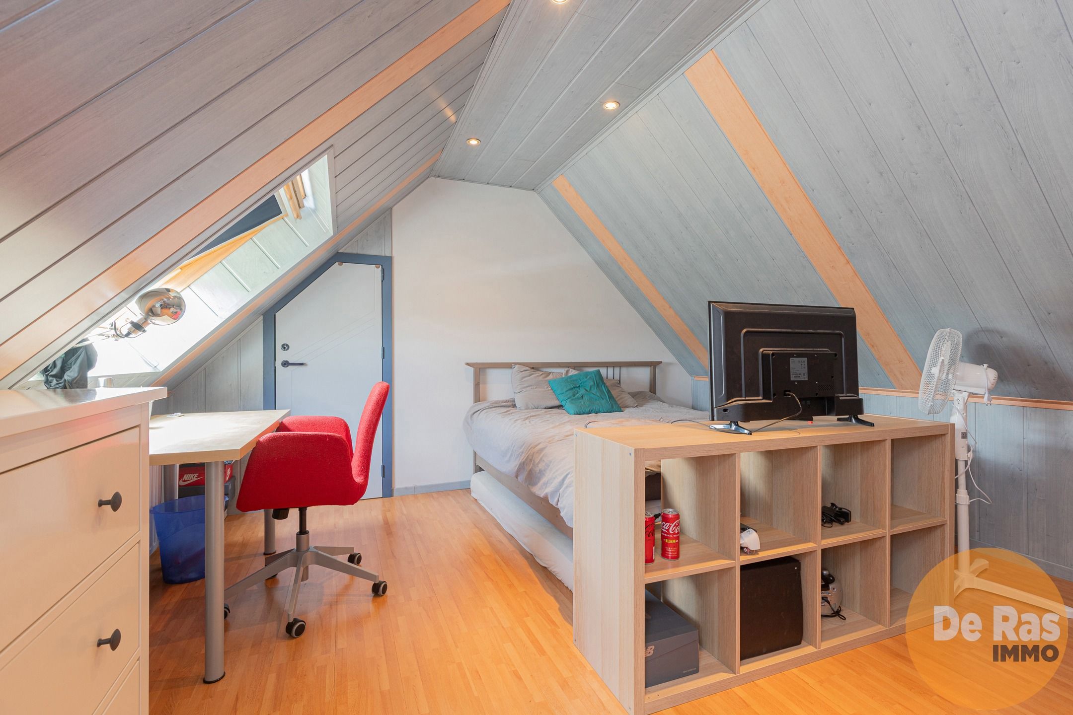 BUGGENHOUT - Rustig gelegen, instapklare woning met tuin foto 16