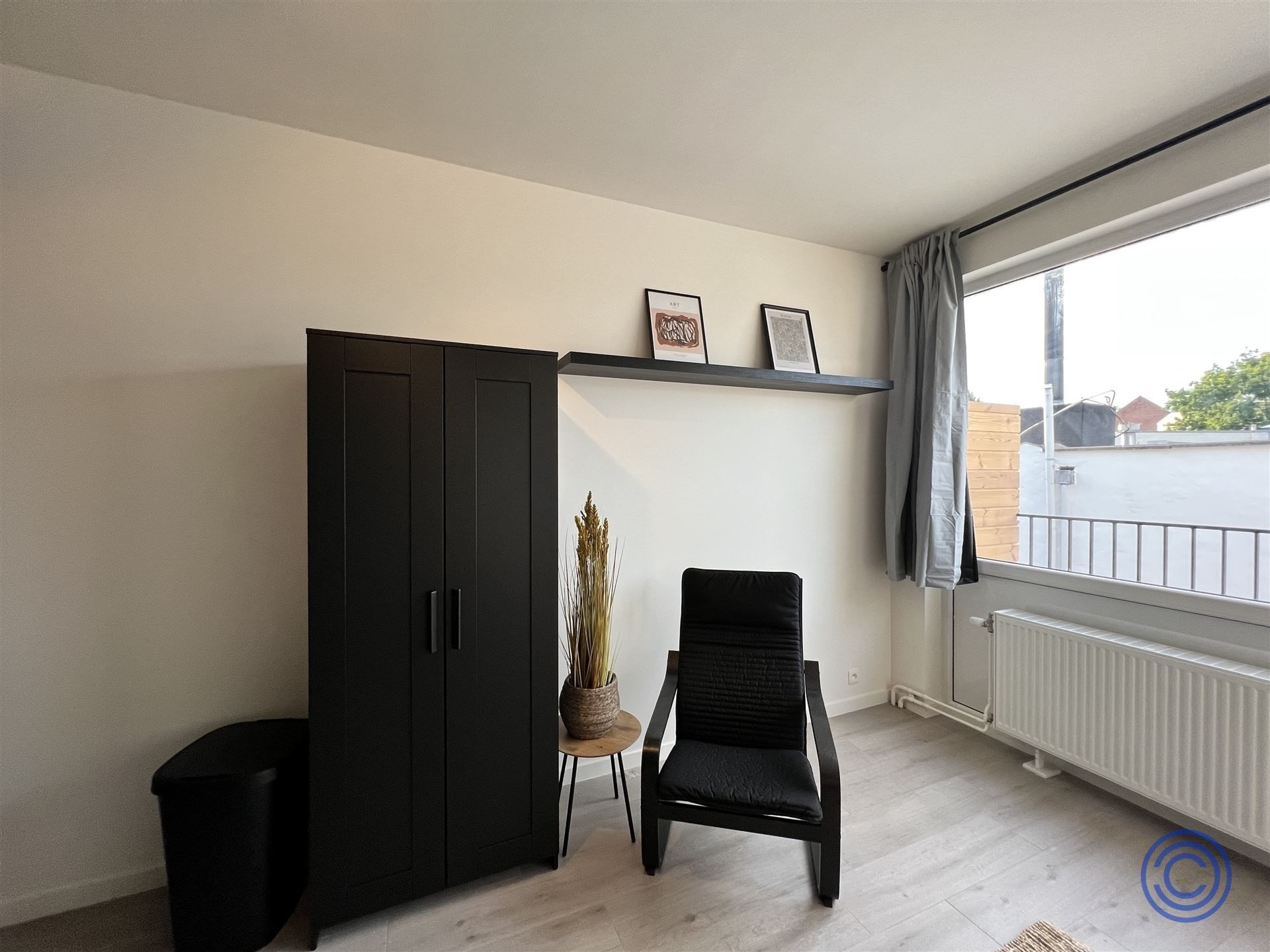 OPBRENGST:18 gerenoveerde studio's + kelder! foto 11