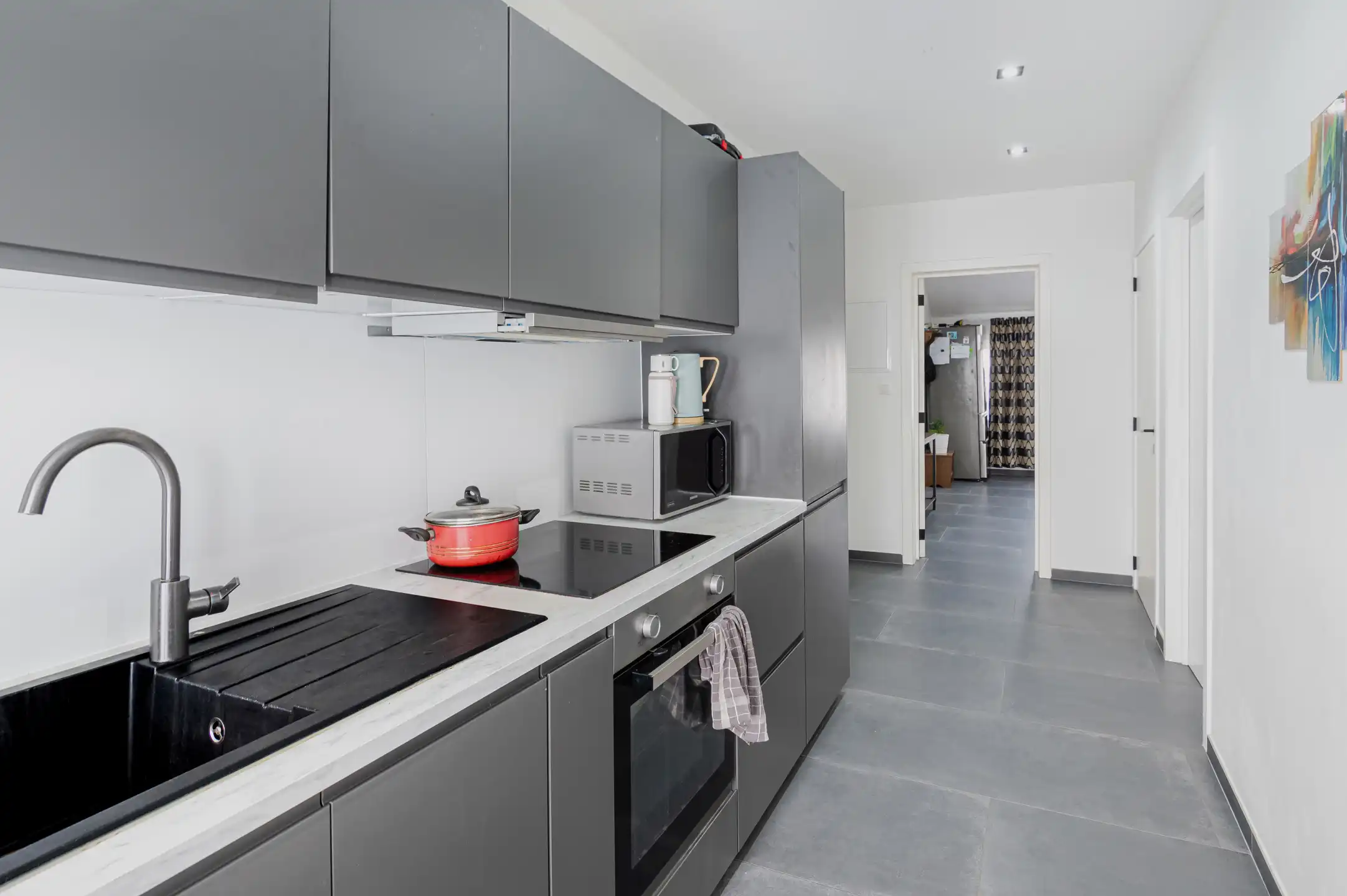 Instapklaar duplex appartement met terras in Willebroek foto 18