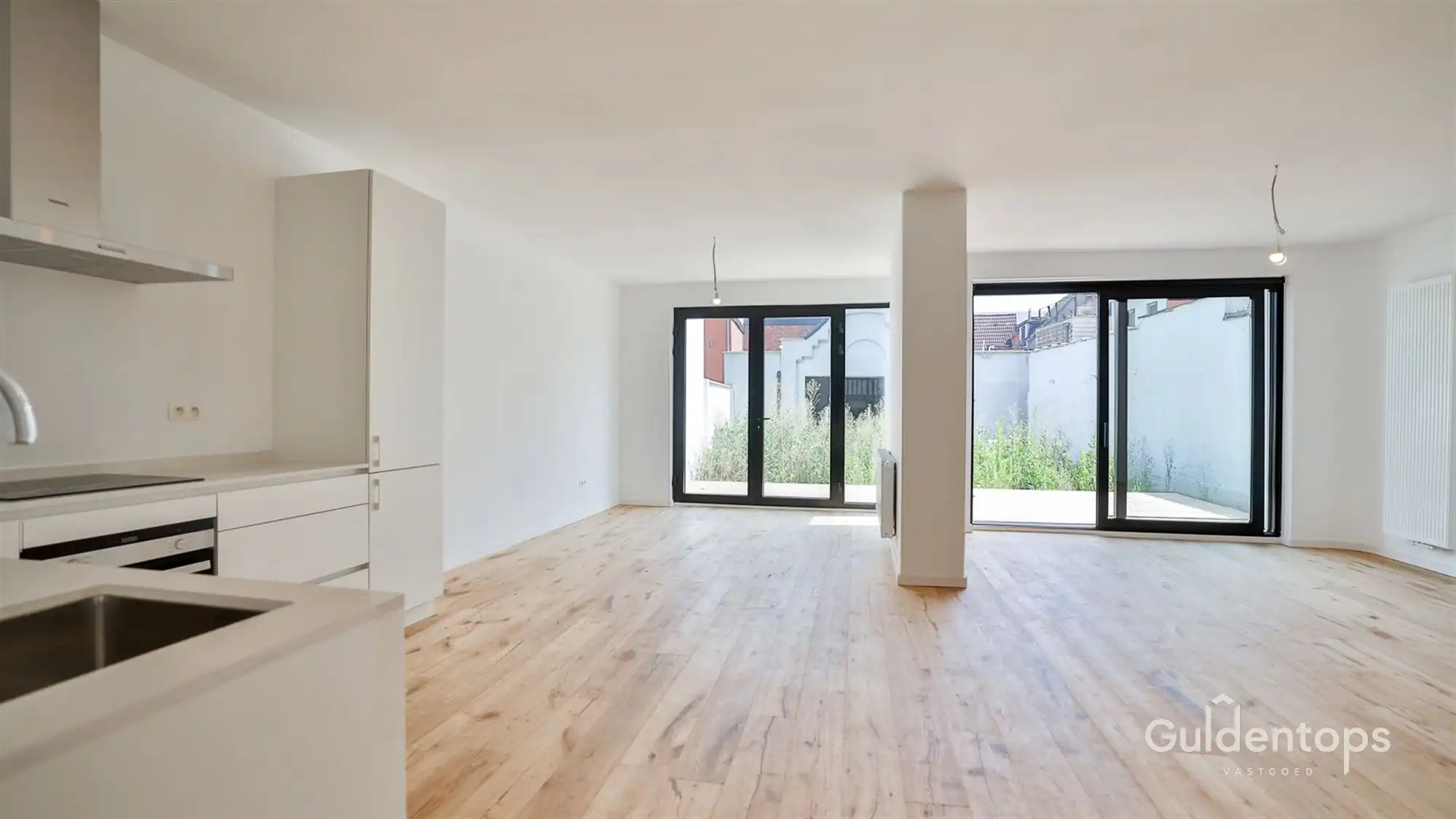 Knap gelijkvloers appartement in hartje Lier met grote tuin foto 3