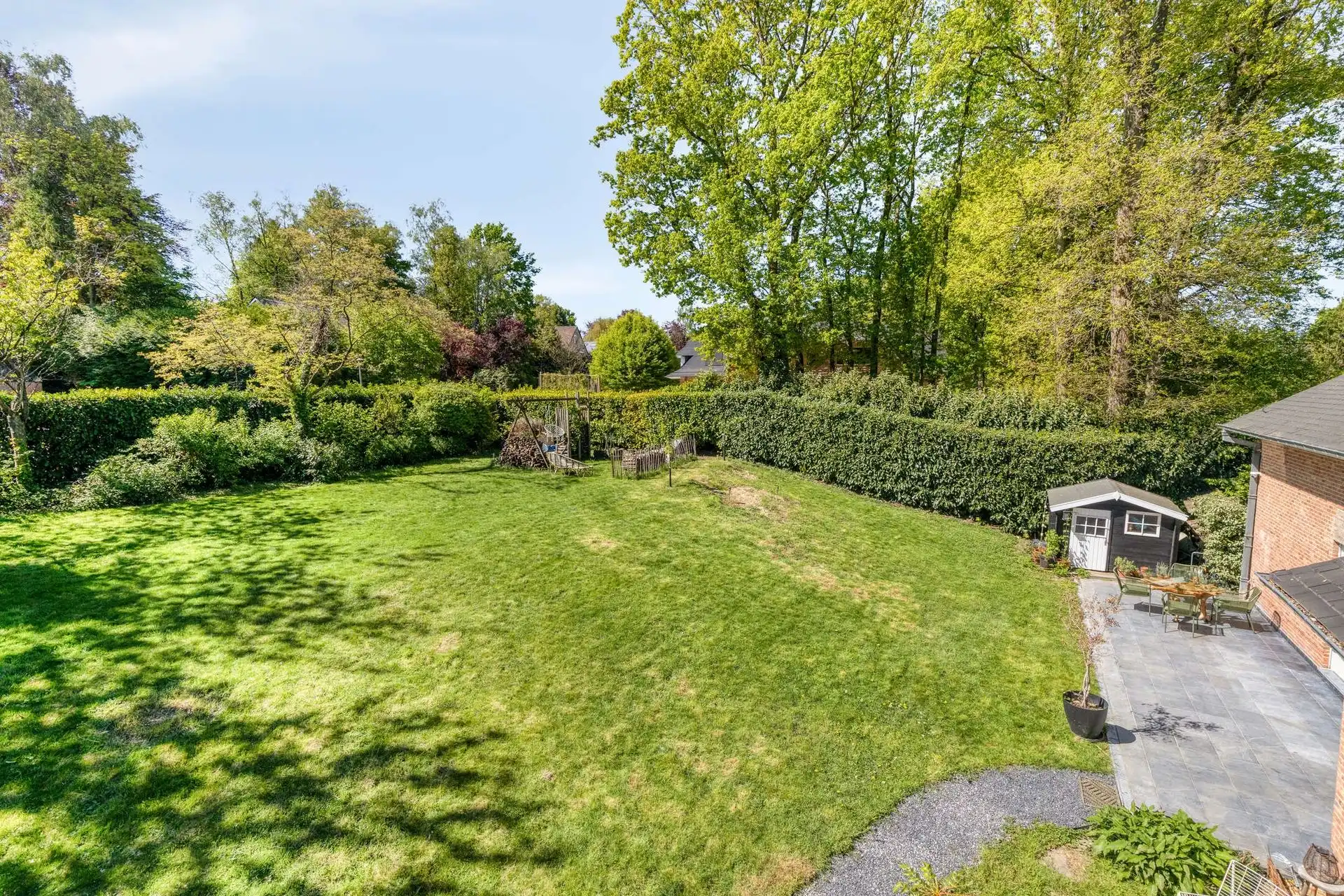 Volledig gerenoveerde hedendaagse villa ±487 m² in de Marnix wijk foto 39