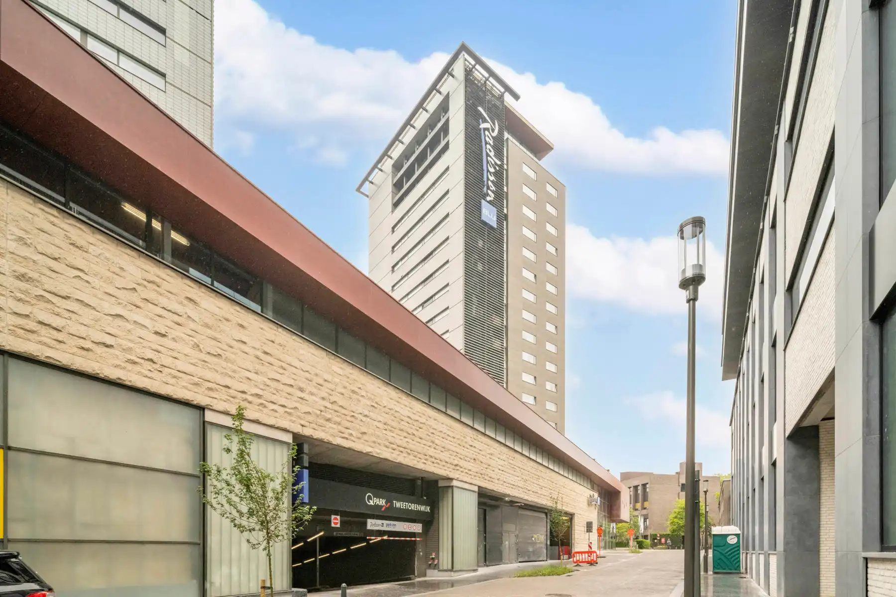 Instapklare kantoorruimte te huur in Radisson Toren foto {{pictureIndex}}