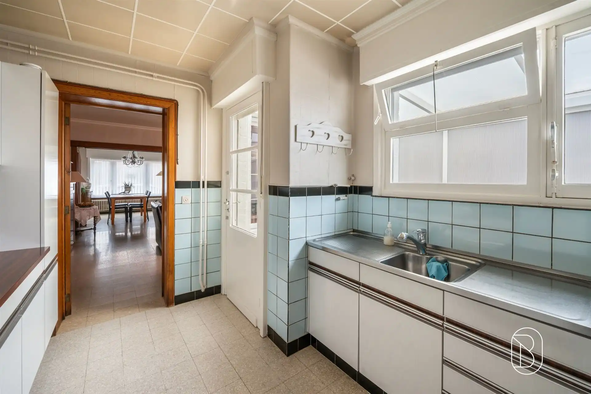 Degelijke woning met veel potentieel & aangename tuin  foto 8