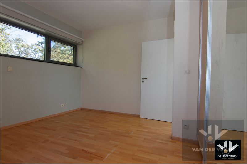 Moderne Gezinswoning aan de rand van de natuur foto 17