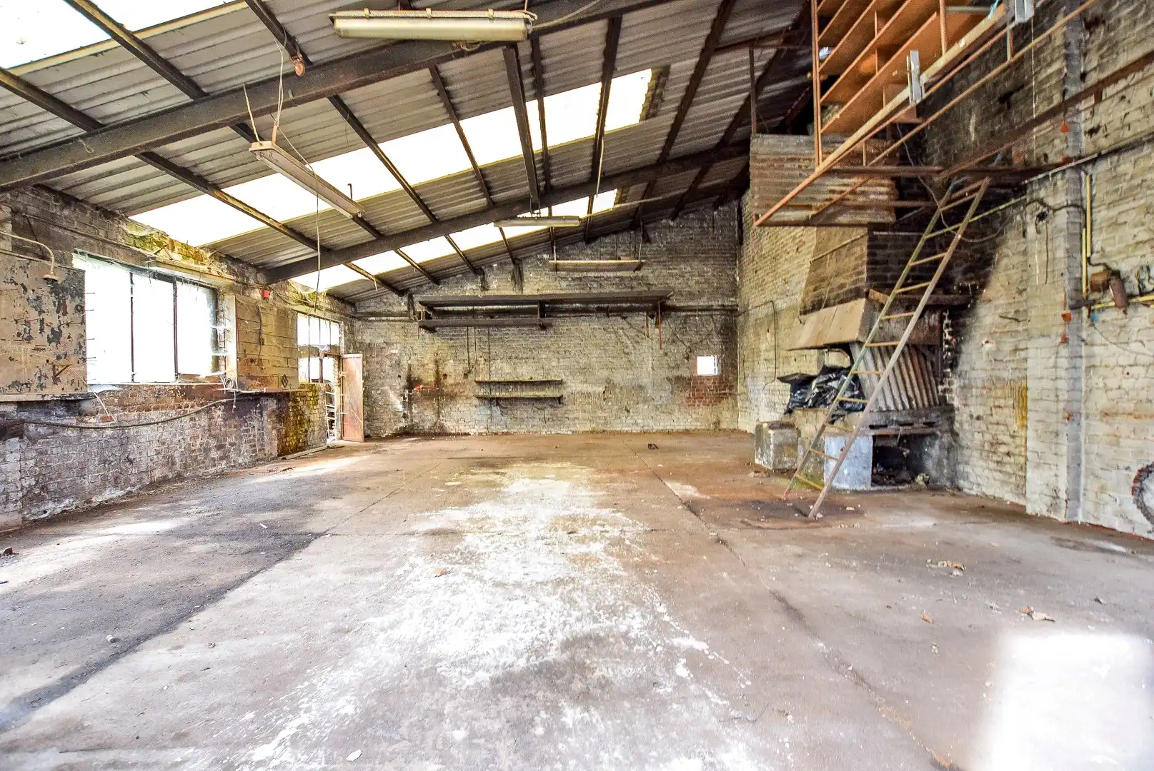 Woning met een enorm potentieel aan bruikbare oppervlakte op 1441m². foto 15