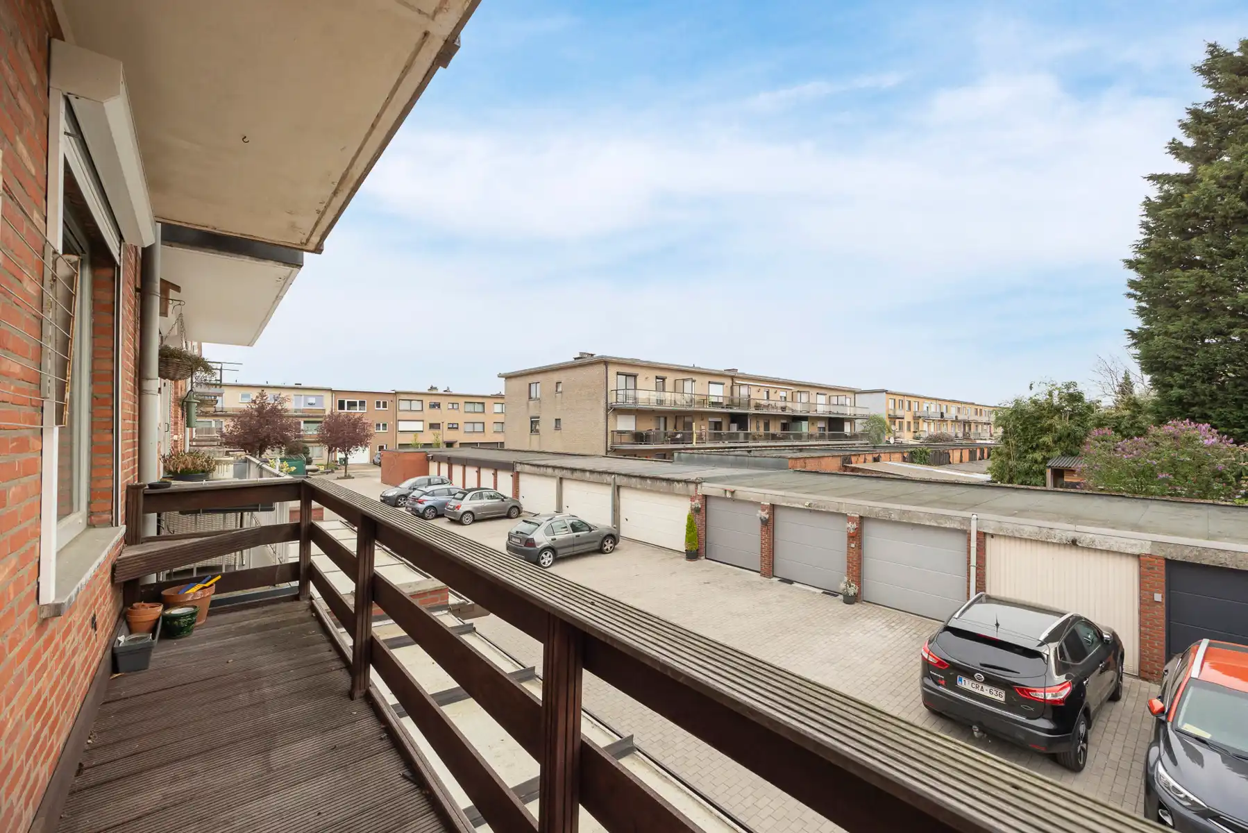 Appartement op de eerste verdieping, inclusief garage, nabij het centrum van Hoevenen! foto 13