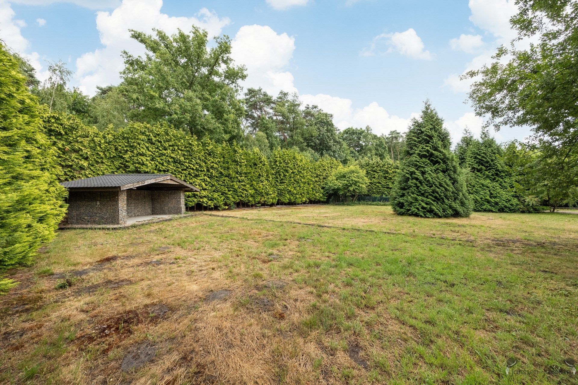 Villa met prachtige uitbouw op een zonovergoten perceel van 3.075 m². foto 27