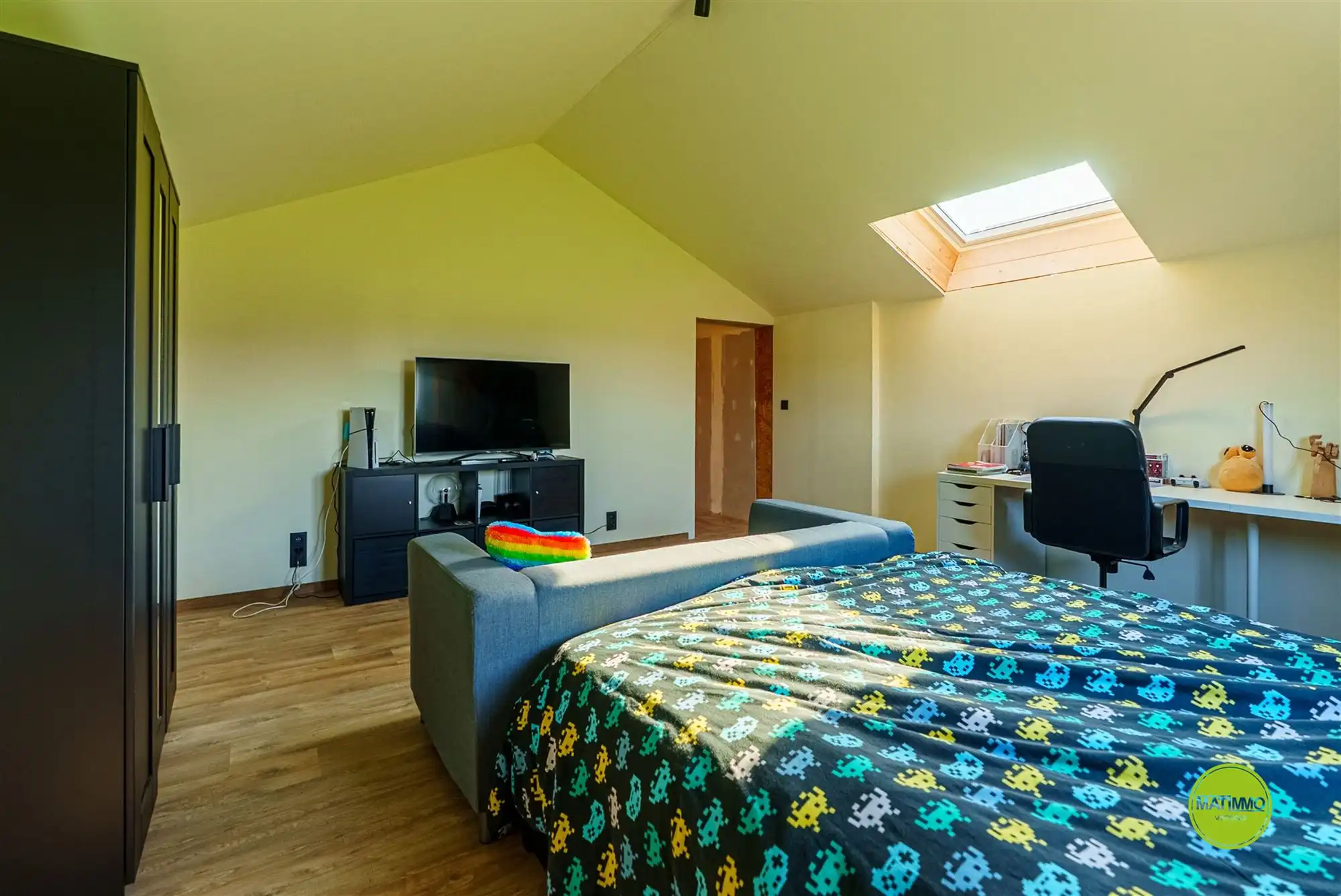 Gerenoveerde, instapklare gezinswoning met 5 slaapkamers foto 22