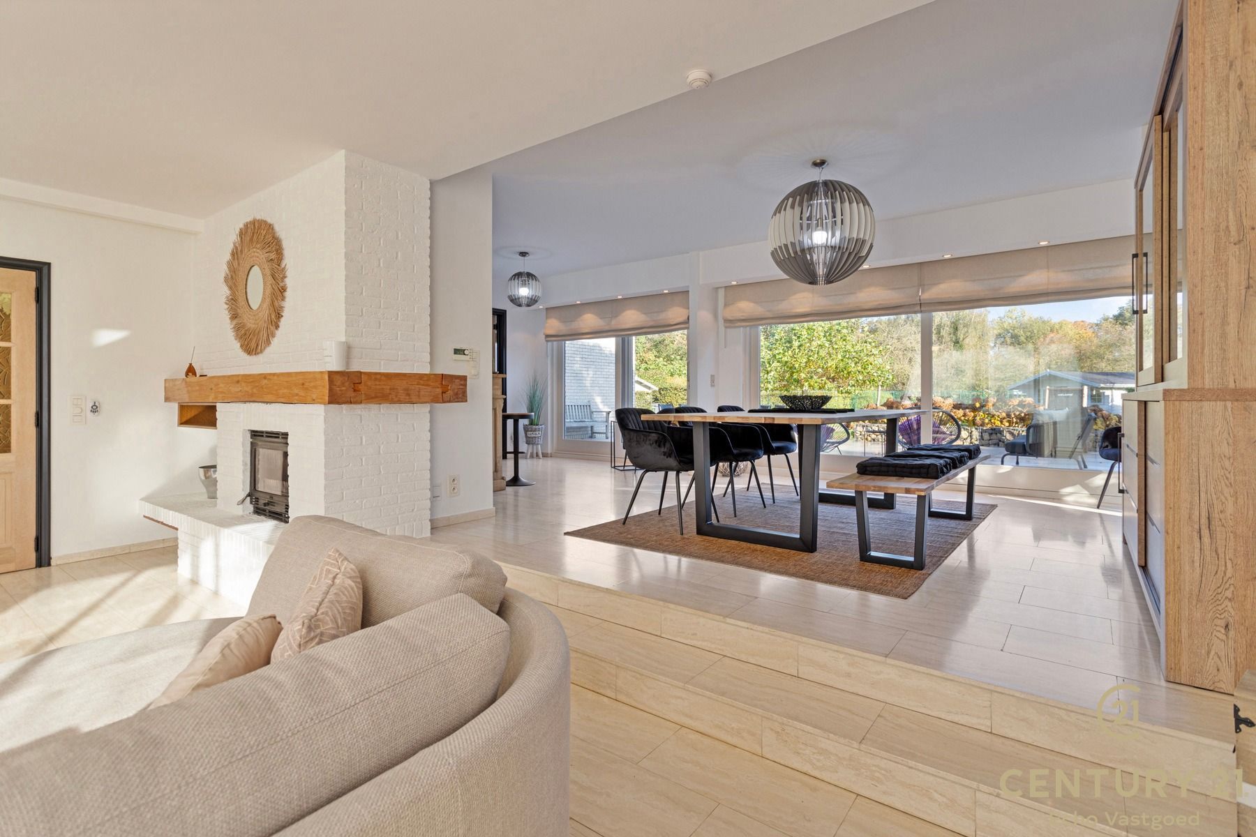 Ruime, gerenoveerde villa met fraaie tuin op ca 2420m² foto 7