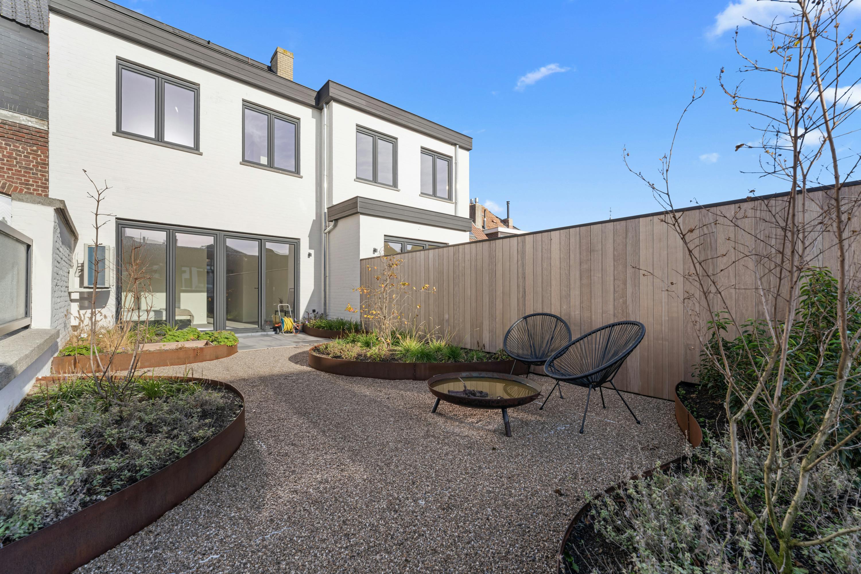 Prachtig huis te koop in Ieper centrum met 4 slaapkamers foto 3