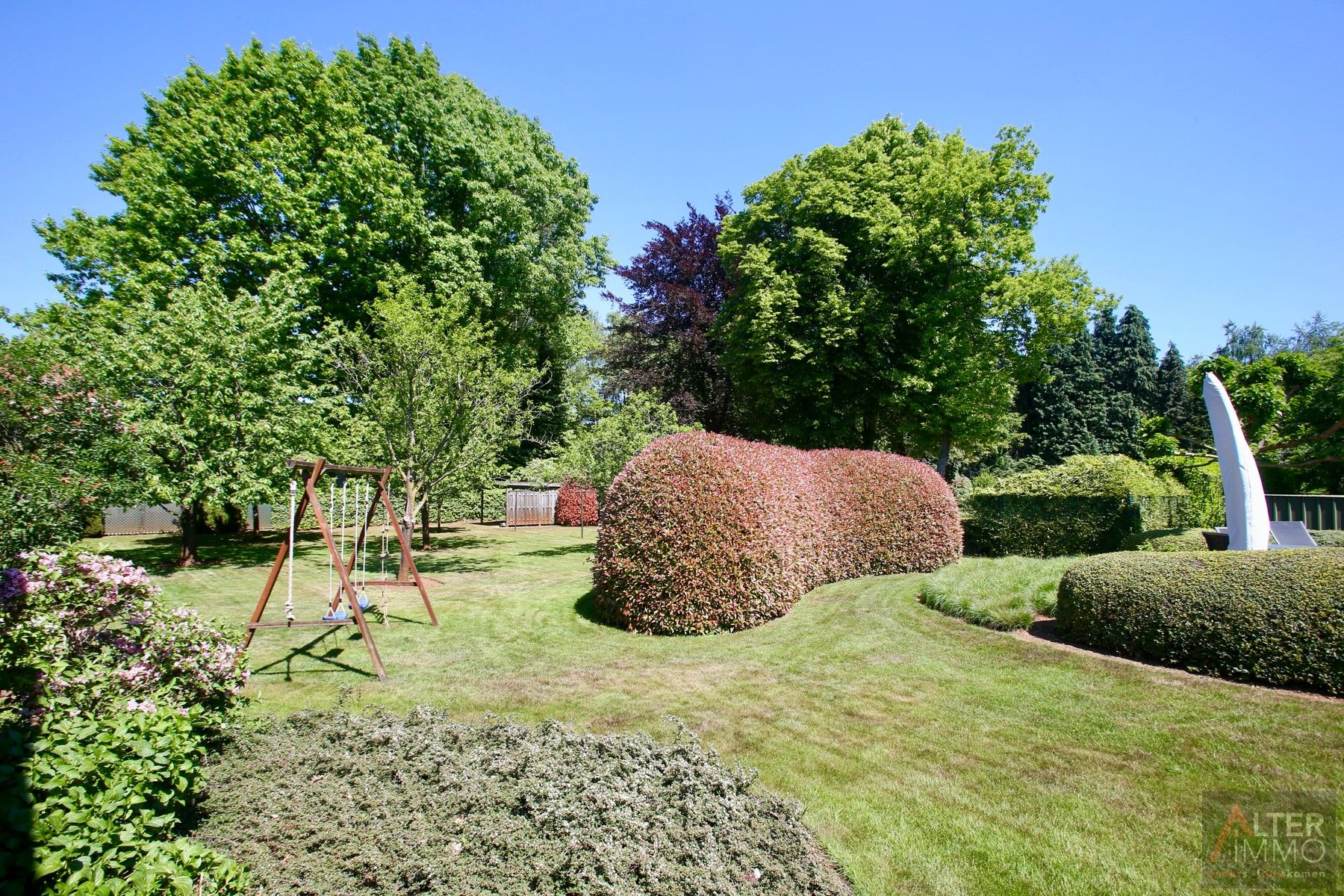 Uitzonderlijke woning op een uitstekende locatie. Top onderhouden,  4/5 slaapkamers op een extra breed (41,5m) perceel van ca. 20 are vlakbij Zolder centrum - prachtige tuin! foto 43